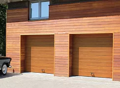 Гаражные ворота DoorHan цветом под дерево
